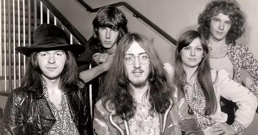Curved Air, ingiliz prog rock grubu