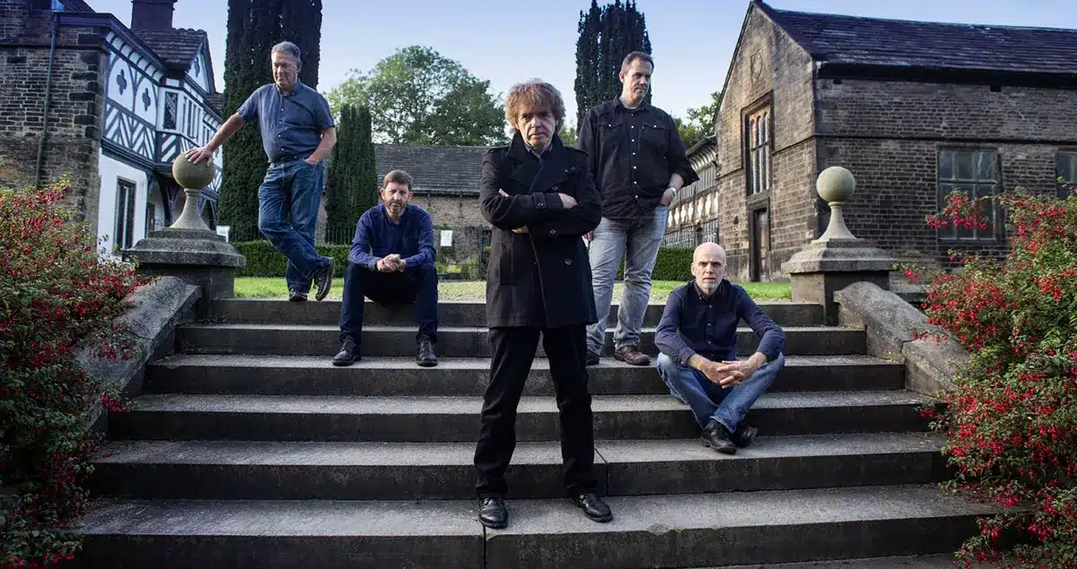 IQ, neo prog rock band