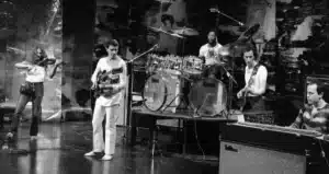 Mahavishnu Orchestra, prog rock band